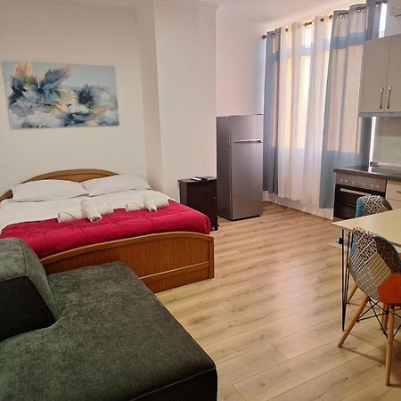 Albania Apartment Comfort Near Tirana City Center Exteriör bild