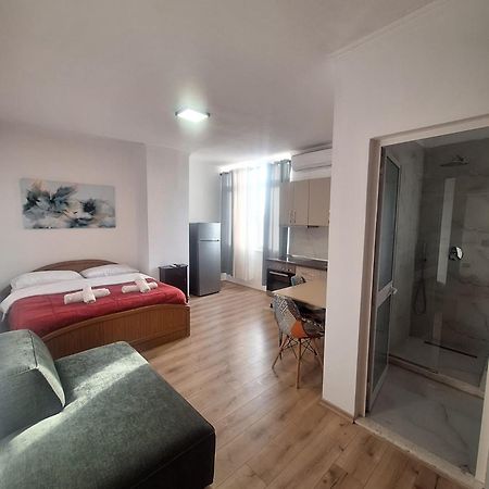 Albania Apartment Comfort Near Tirana City Center Exteriör bild