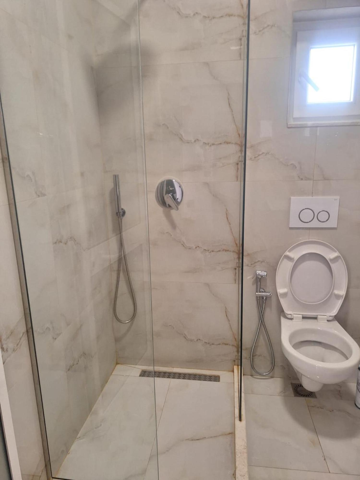 Albania Apartment Comfort Near Tirana City Center Exteriör bild