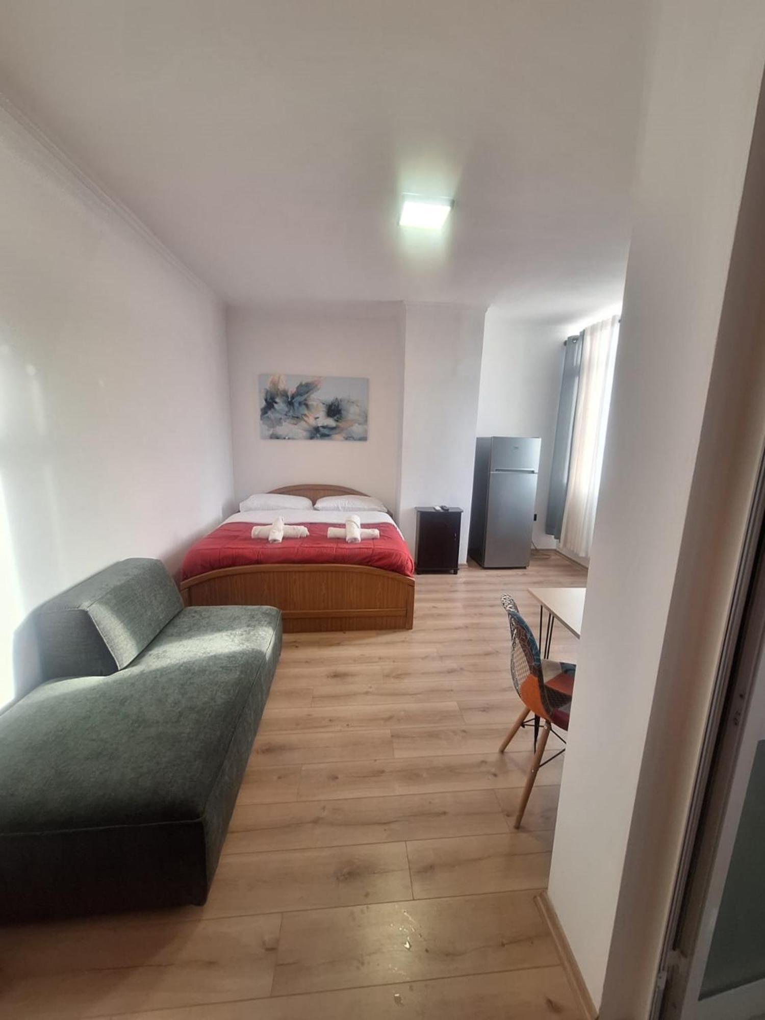 Albania Apartment Comfort Near Tirana City Center Exteriör bild
