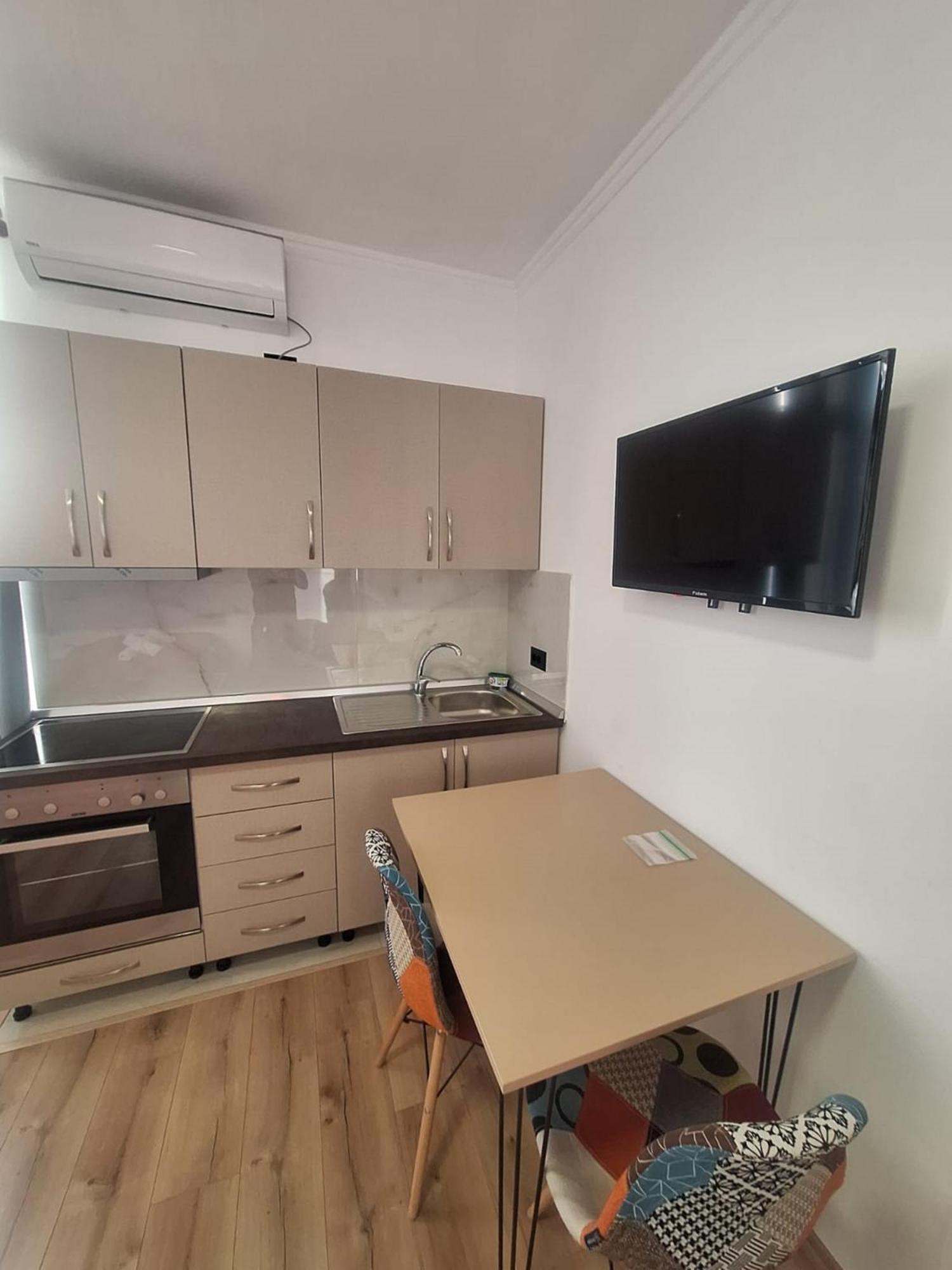 Albania Apartment Comfort Near Tirana City Center Exteriör bild