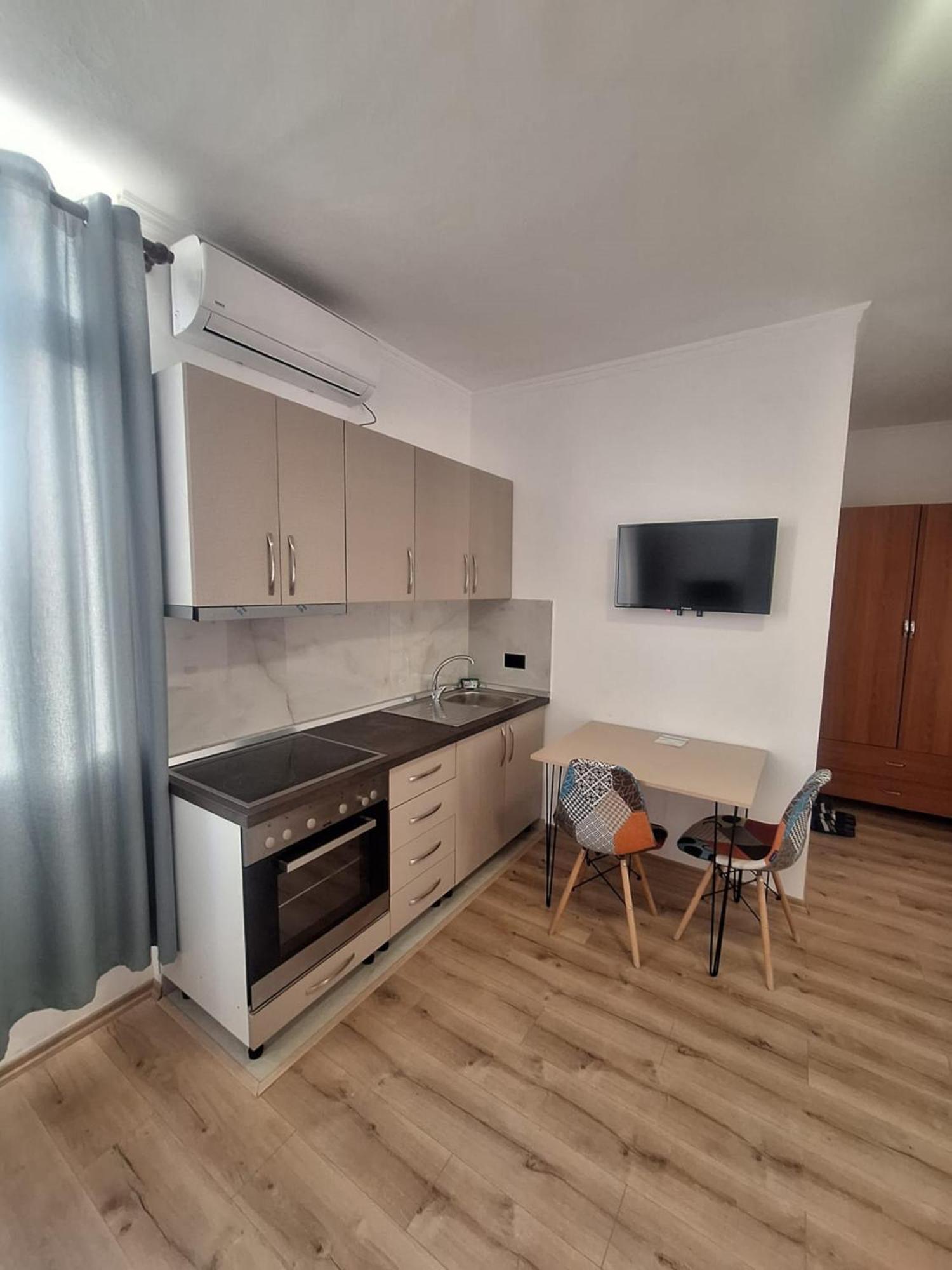 Albania Apartment Comfort Near Tirana City Center Exteriör bild